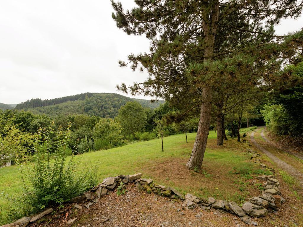 Sympathic Chalet Not Far From La Roche En Ardennes Exterior photo